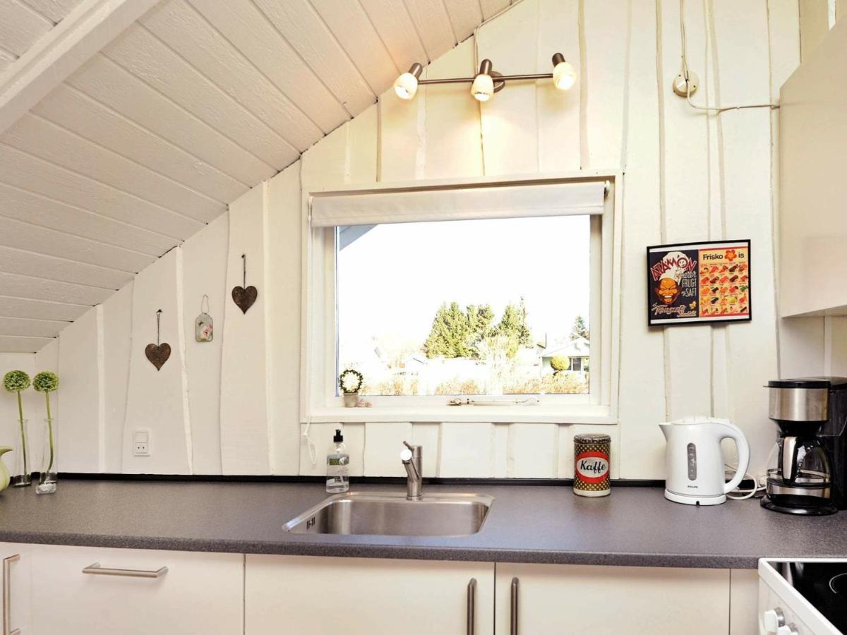 8 Person Holiday Home In Hejls Camera foto